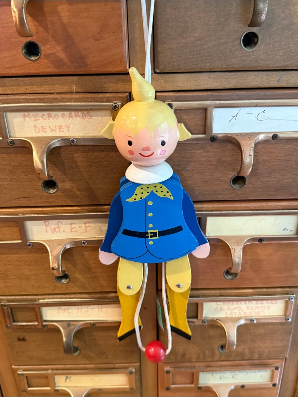 Sevi Italy Wooden Pull-String Hansel Puppet Toy - Blue and Yellow